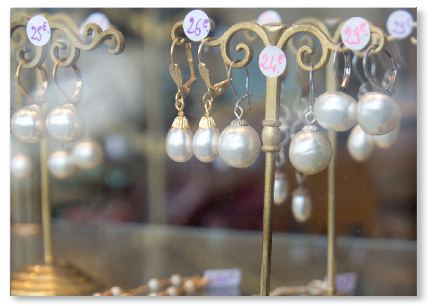 jeanne-danjou-jewel-paris-handmade-france-costume-jewelry-collection-little-price-earring-vintage-antique-bead-whole-sale-10
