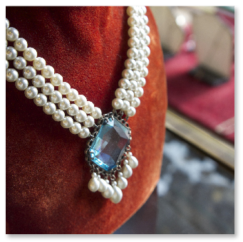 jeanne-danjou-paris-costume-jewelry-antique-vintage-jewels-baroque-pearl-necklace-4